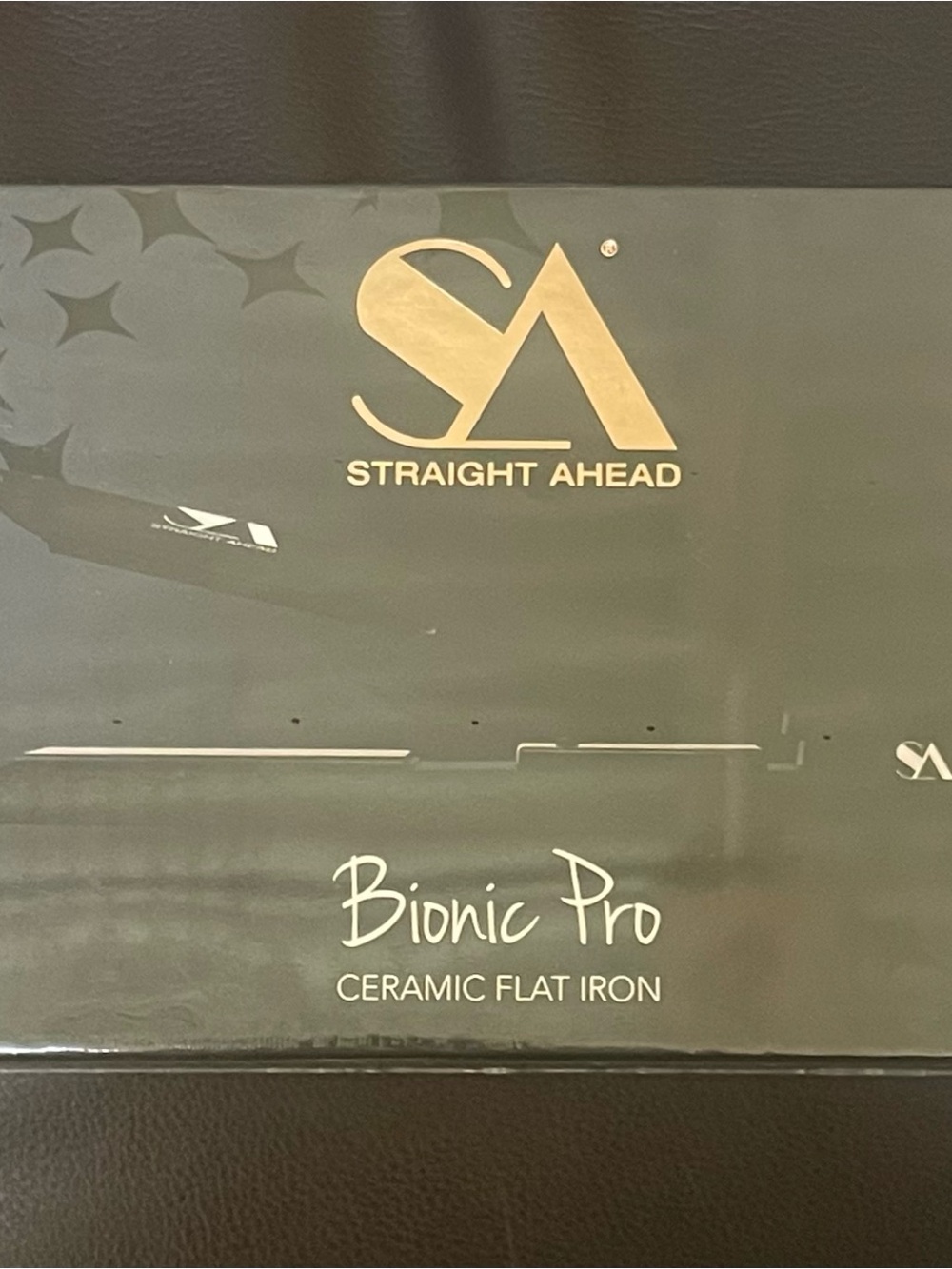 Straight Ahead Bionic Pro Ceramic Flat Iron - Black